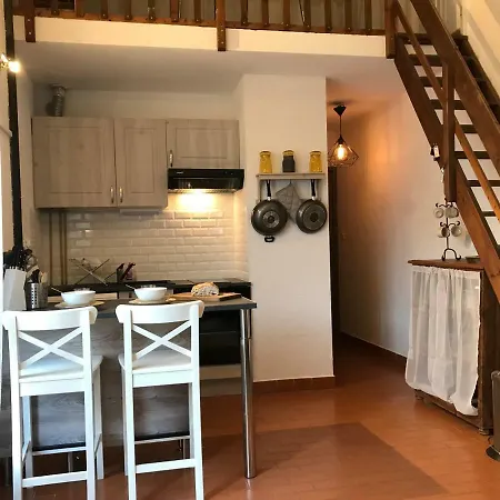 Cute Cozy House *